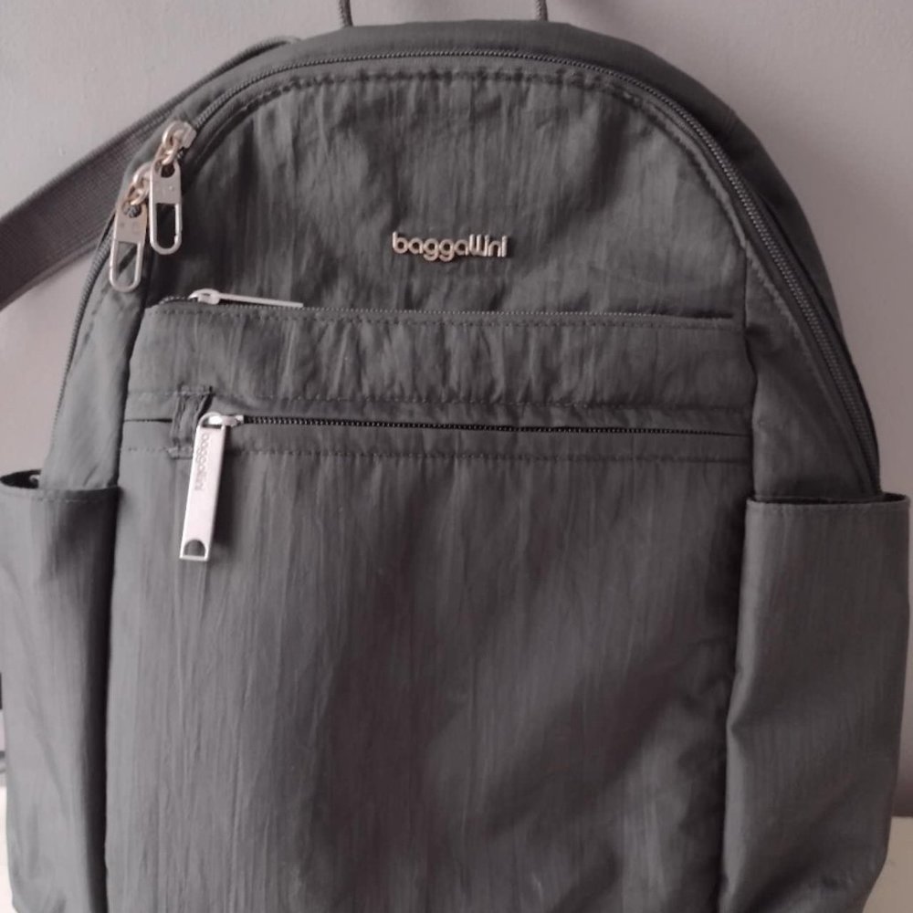 Baggallini womens Backpack